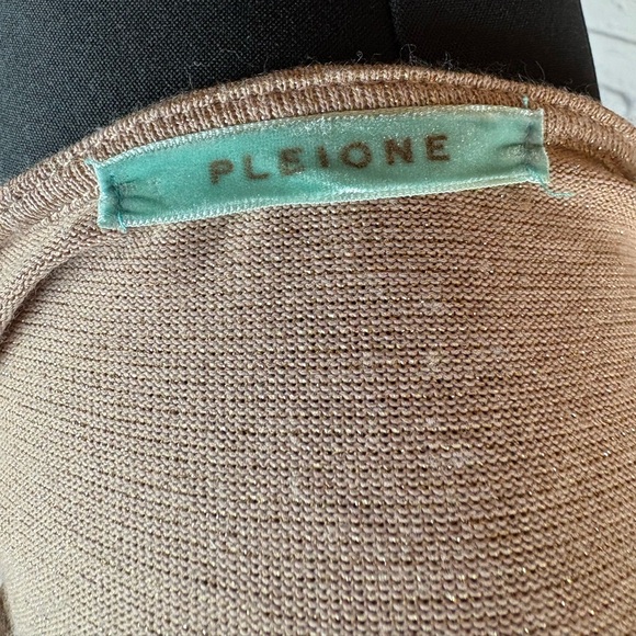 Cute gold and pink sparkle top size Large! - Picture 9 of 11